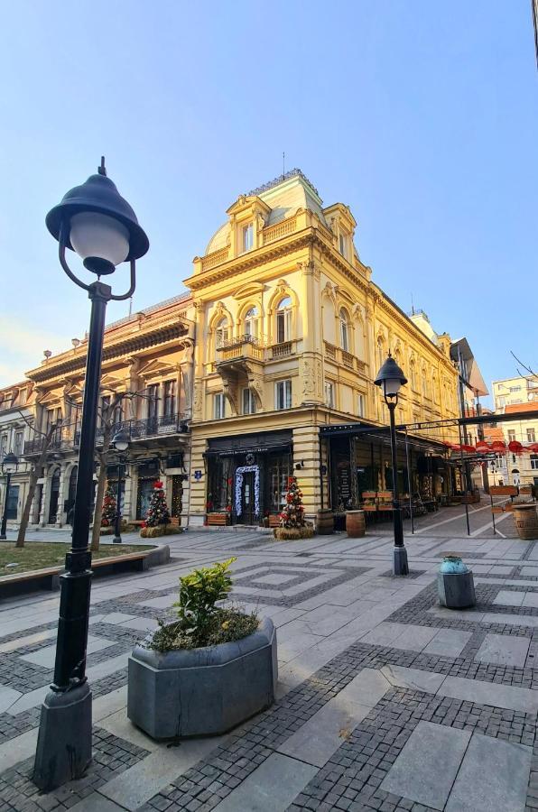 Natali Luxury Suites ベオグラード エクステリア 写真